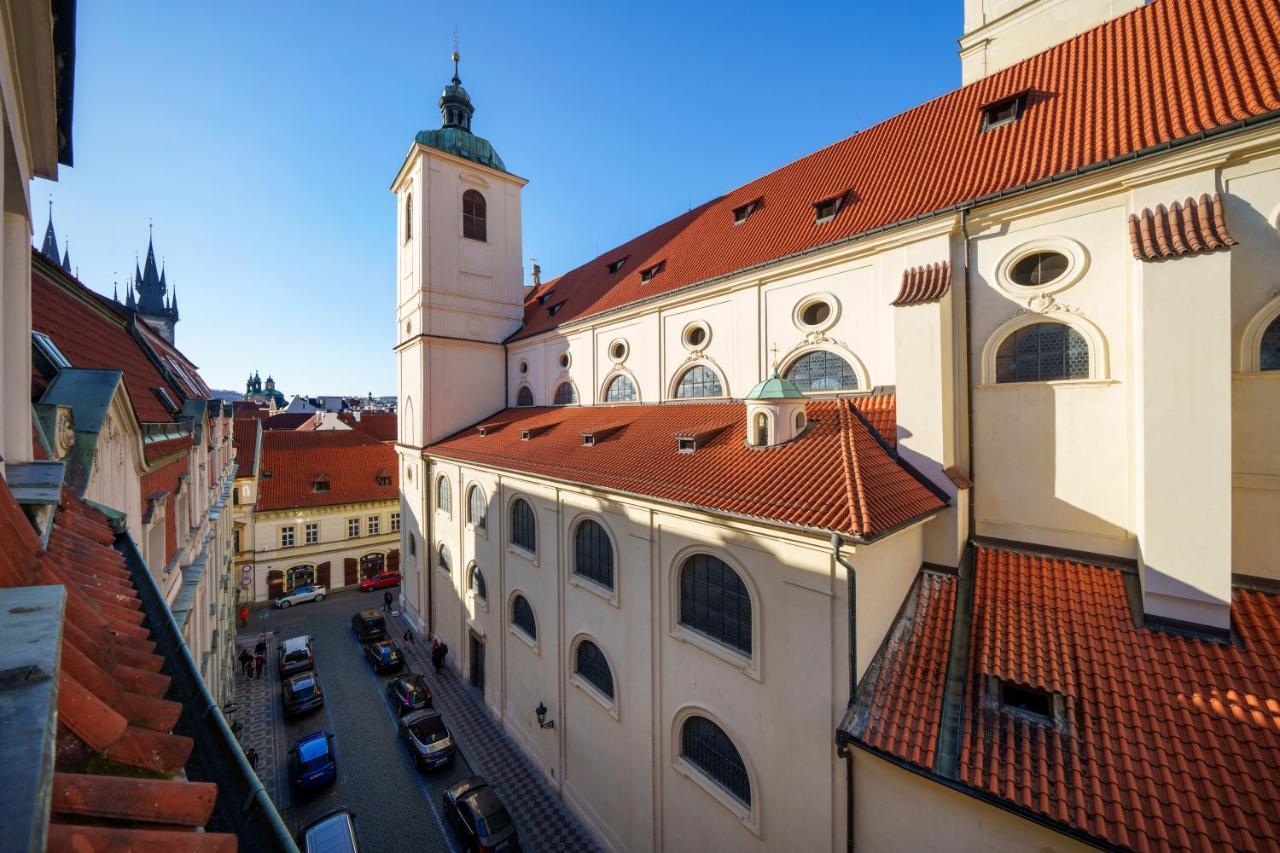 Old Town - Templova