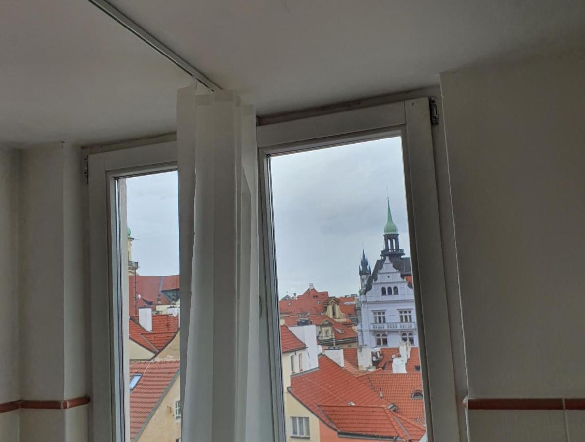 Cozy View Location Charles Bridge Apartment *