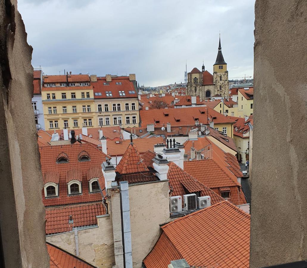 Cozy View Location Charles Bridge *