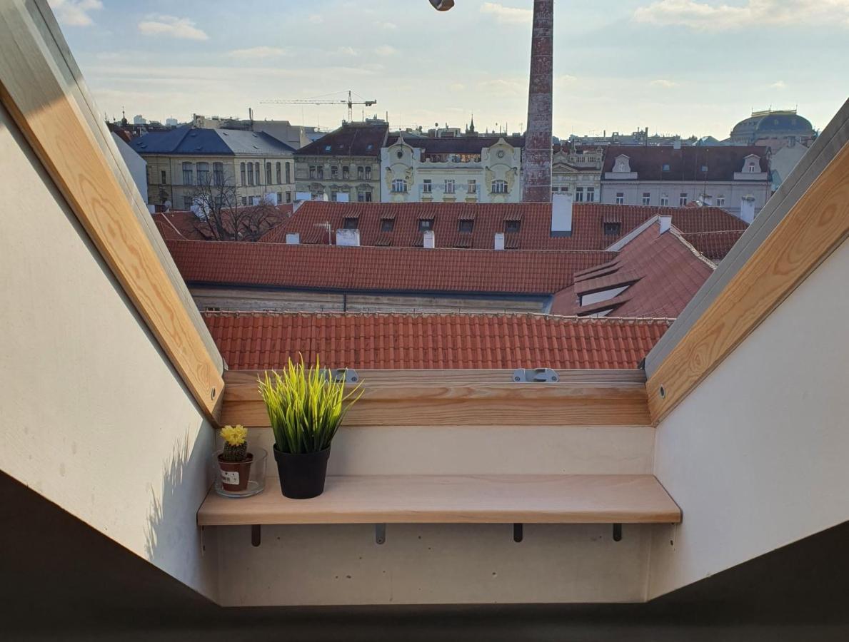 Cozy View Location Charles Bridge Apartment *