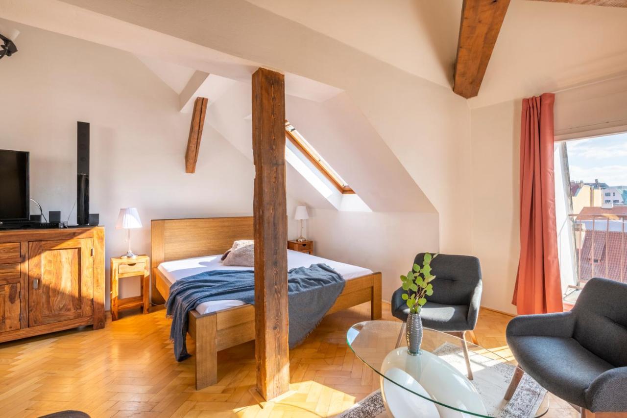 Apartment Stupartska - Tyn Church View With Terrace Prague
