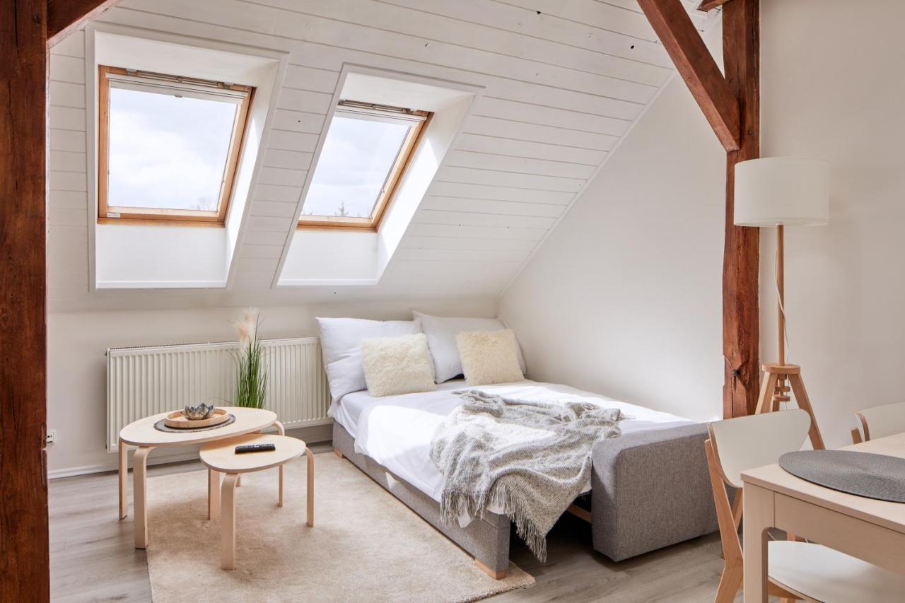 Cozy Attic Flat In Michle By Days *