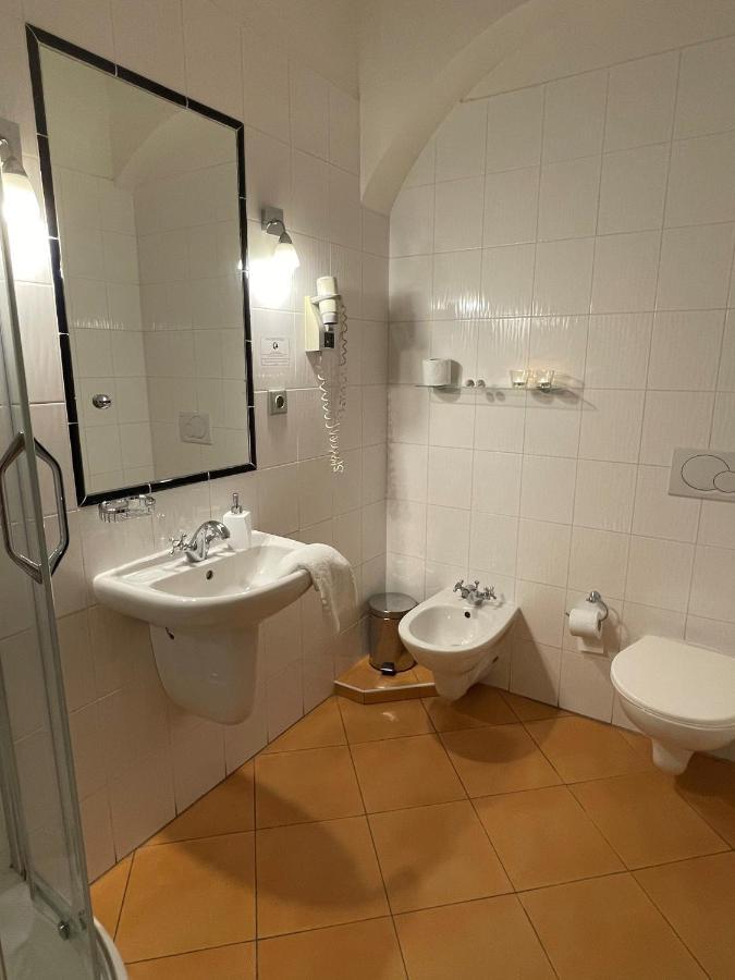 Hotel U Cervene Zidle - Red Chair 3*