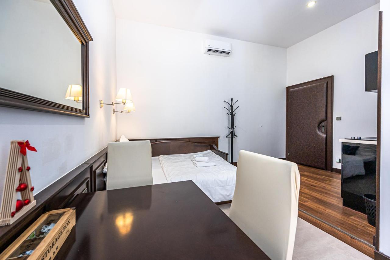 Apartrezidence Opletalova Aparthotel 4*