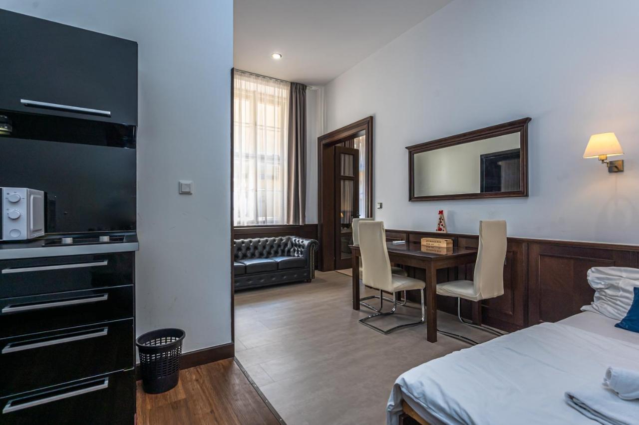 Apartrezidence Opletalova 4*