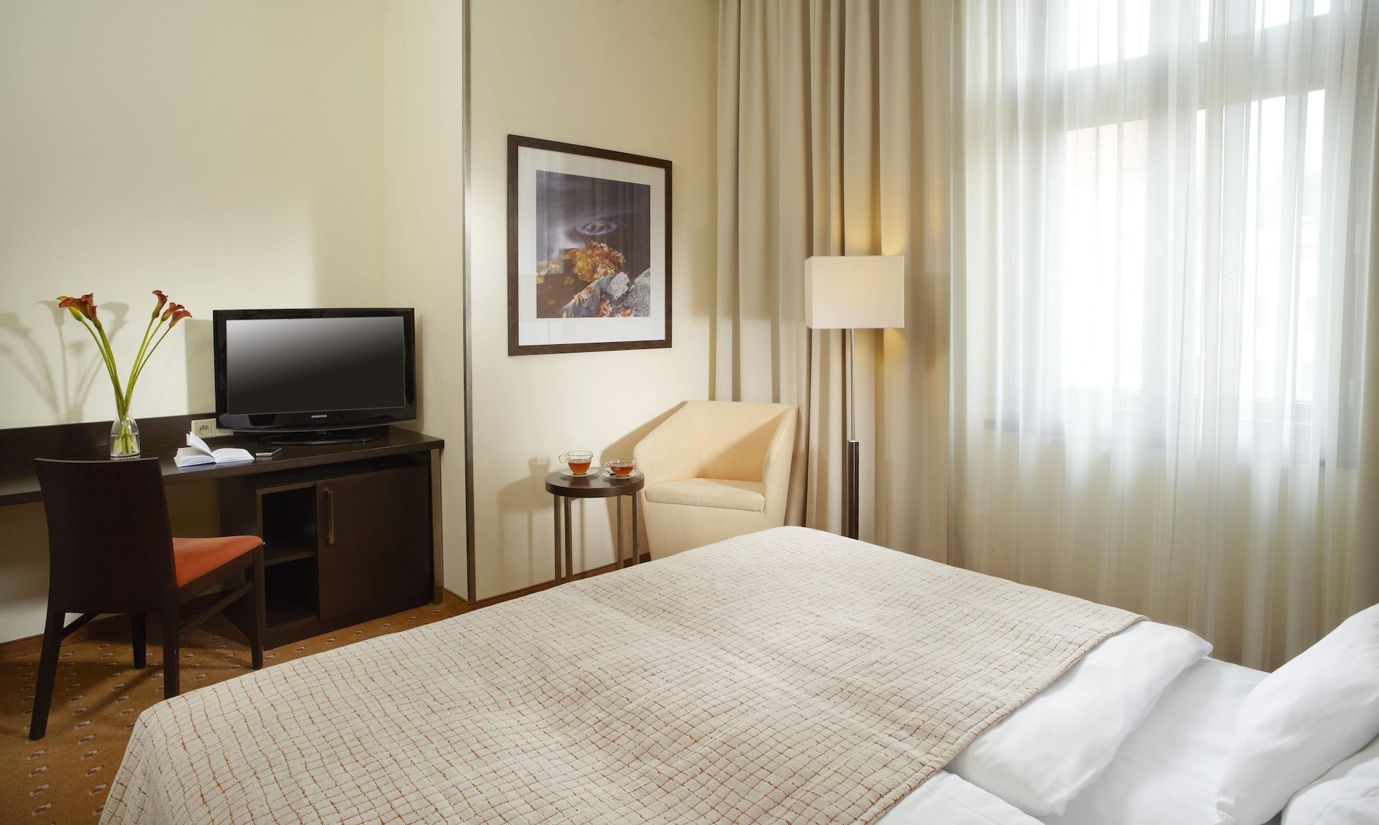 Clarion 4* Prag