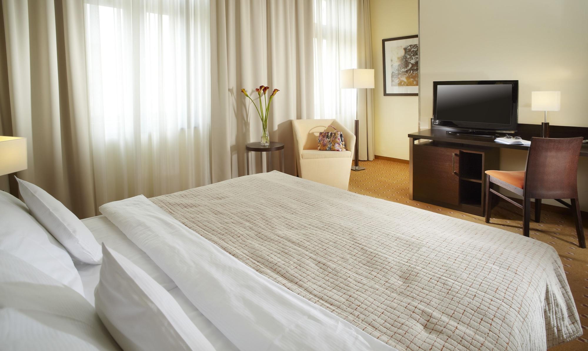 Clarion Prag