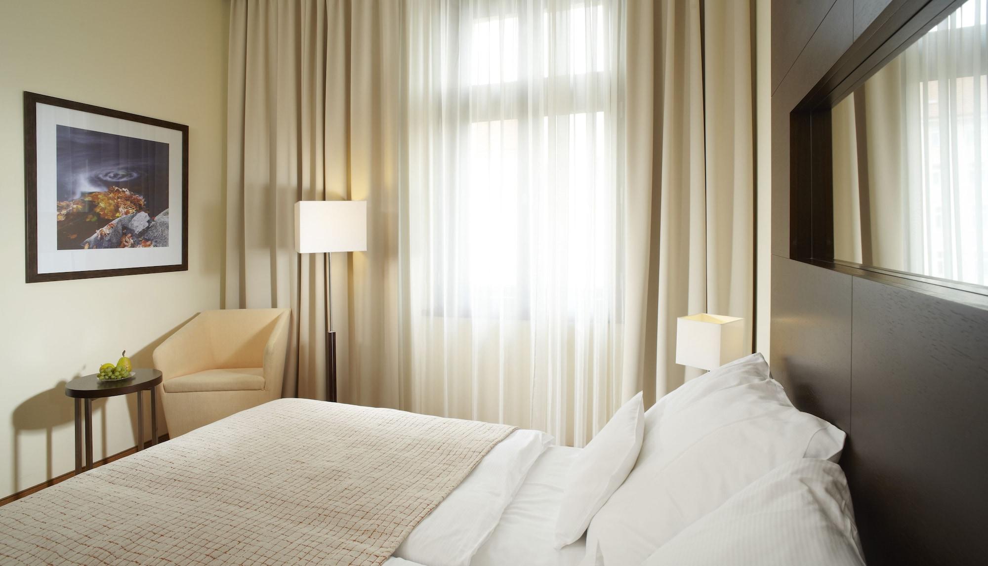 Hotel Clarion