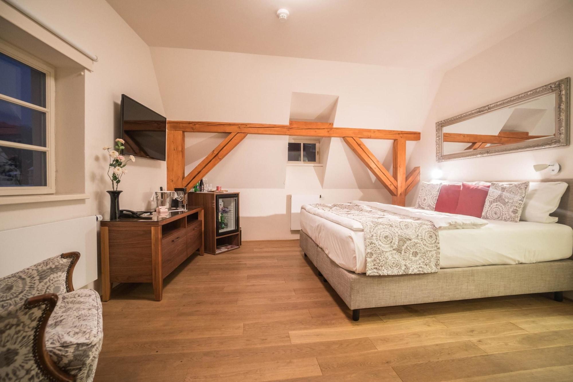 Golden Key Castle Hotel Prague