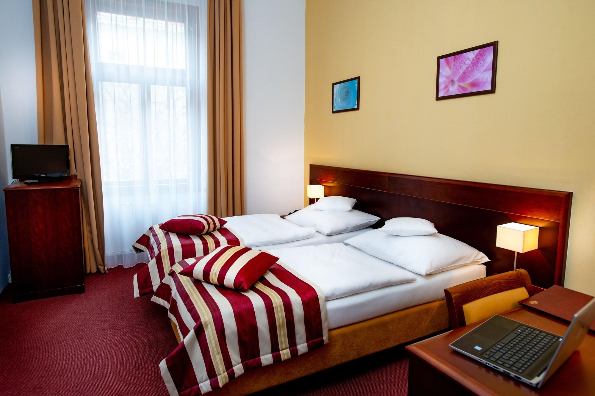Otel Petr 3*