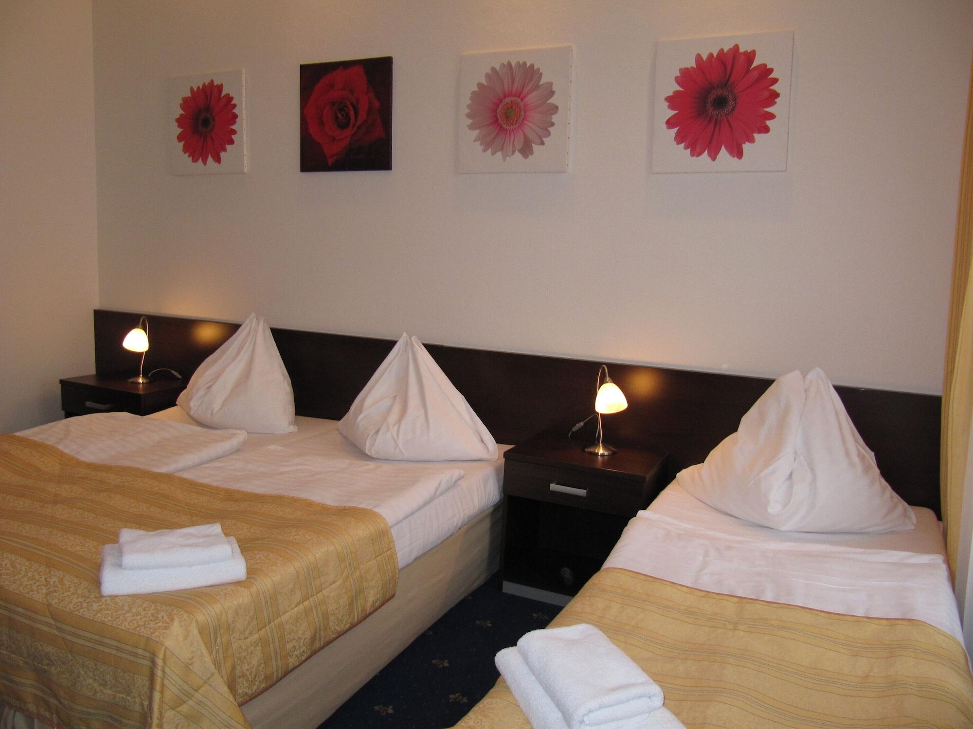 Royal Plaza 3* Praga