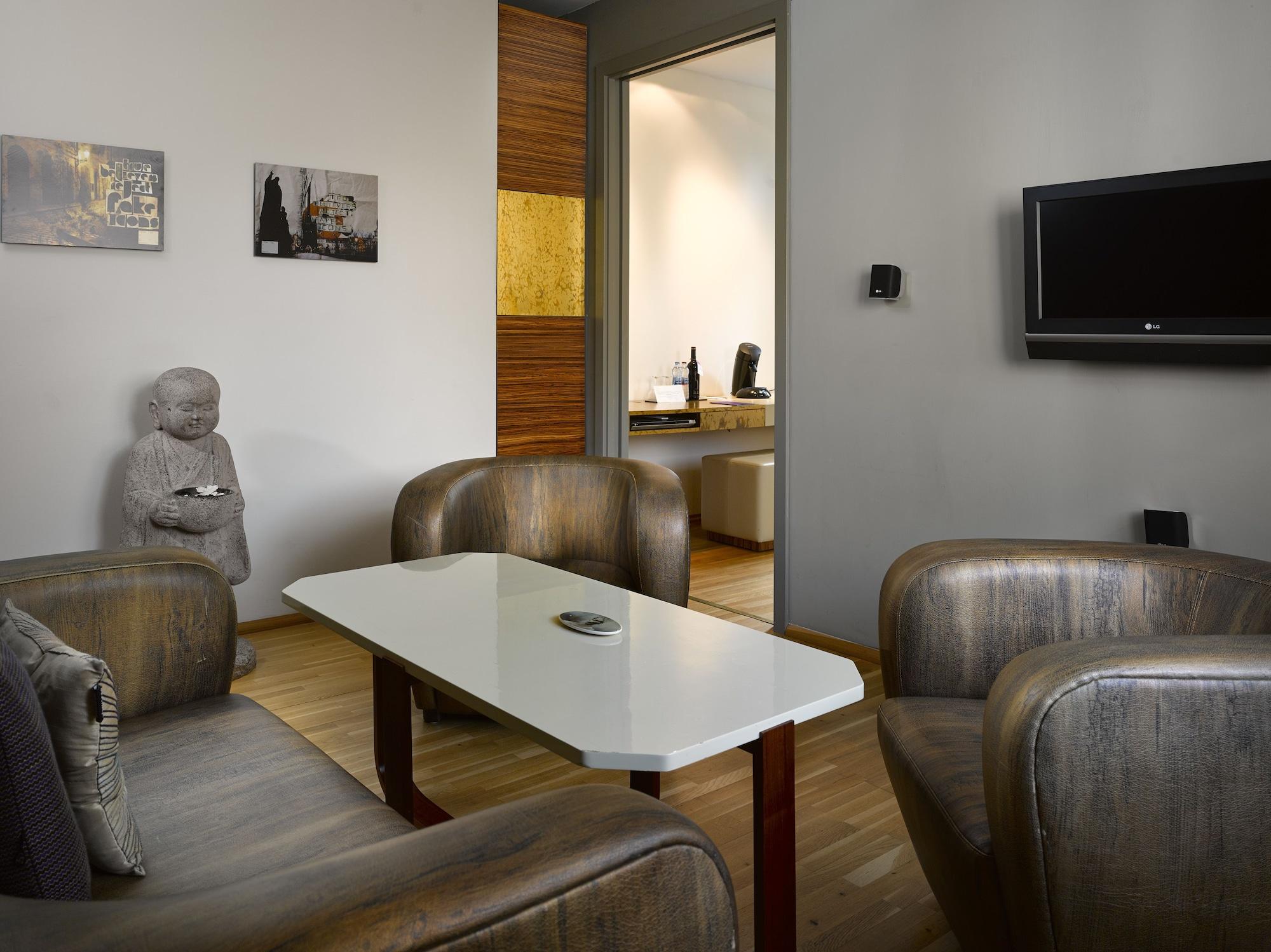 The Icon & Lounge 4* Prague