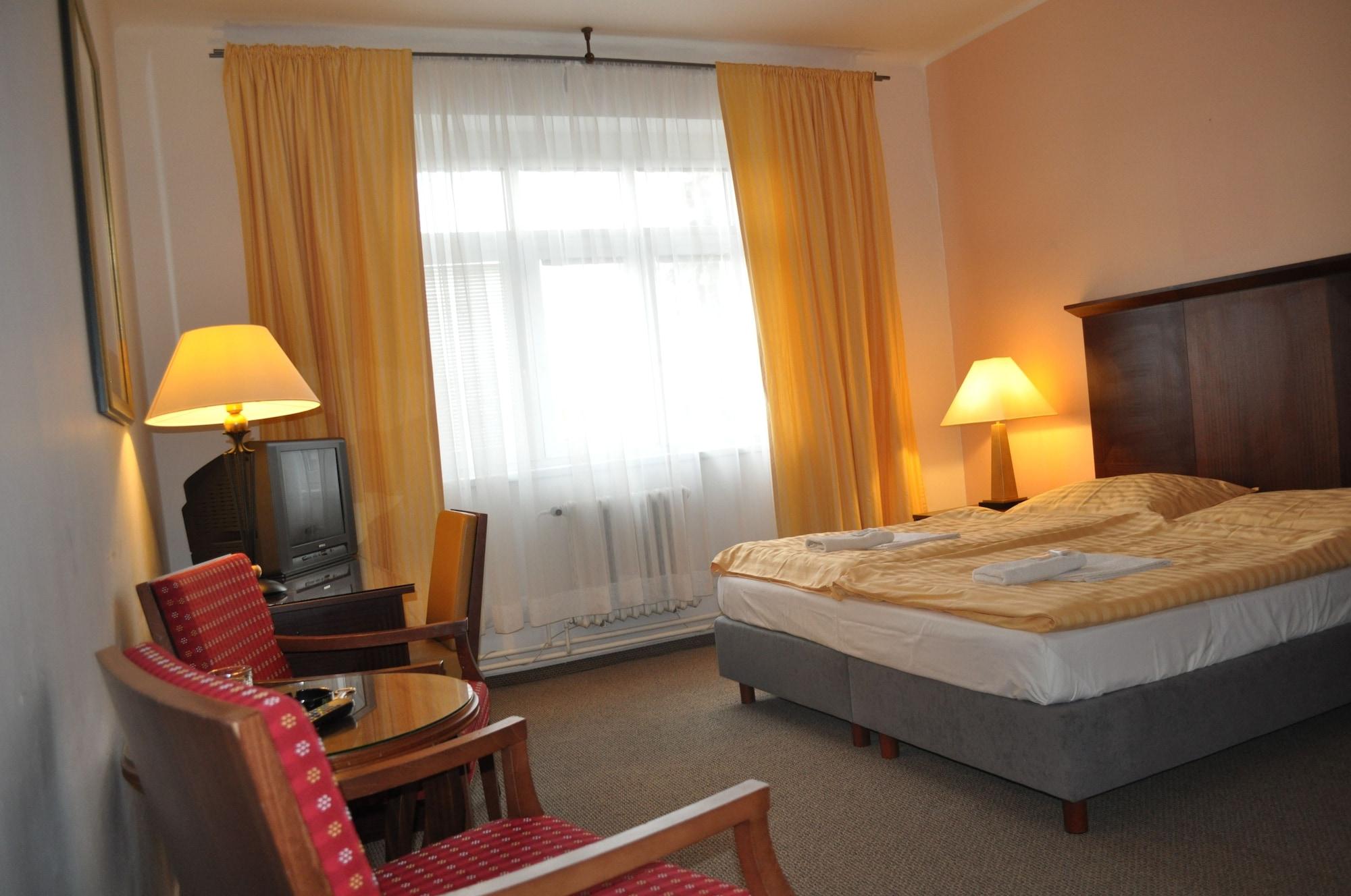 Hotel Svornost 3*