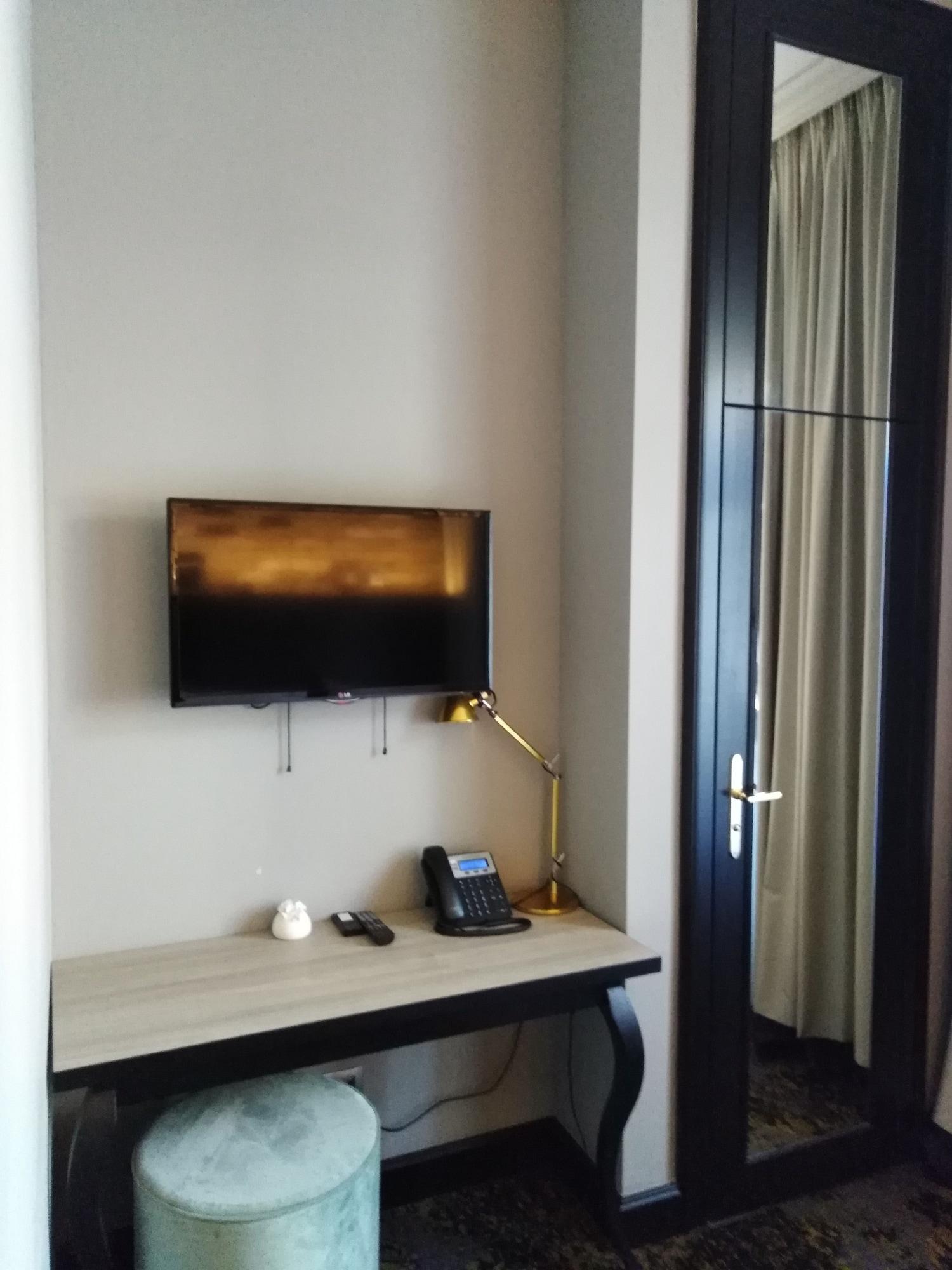 Numa Root 4* Prague