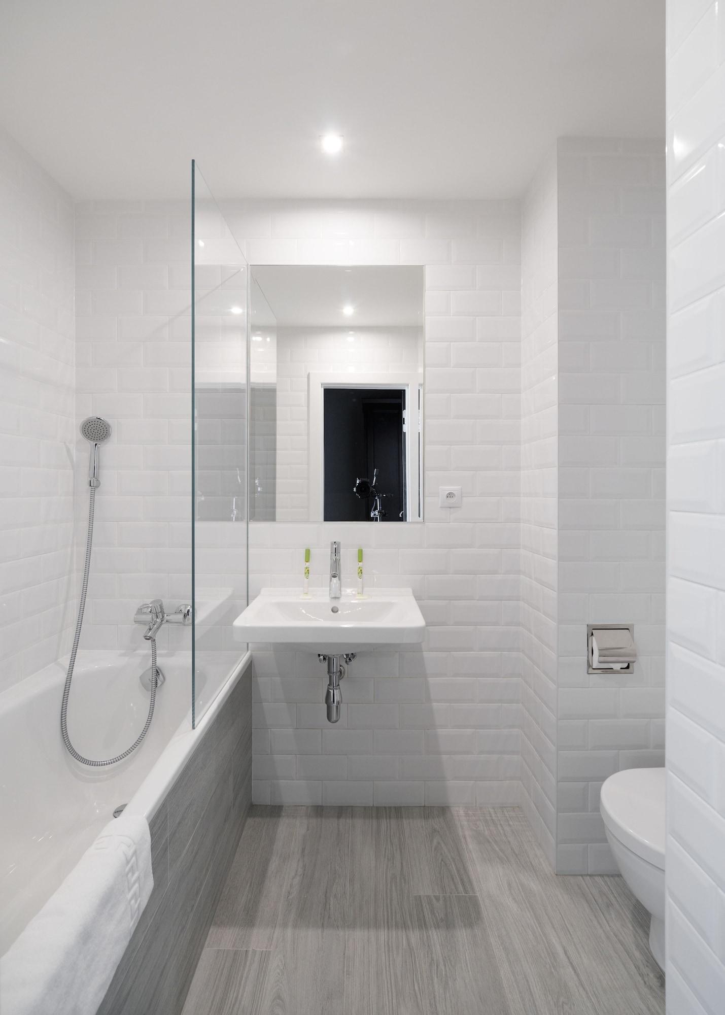 Aparthotel Numa Root 4*