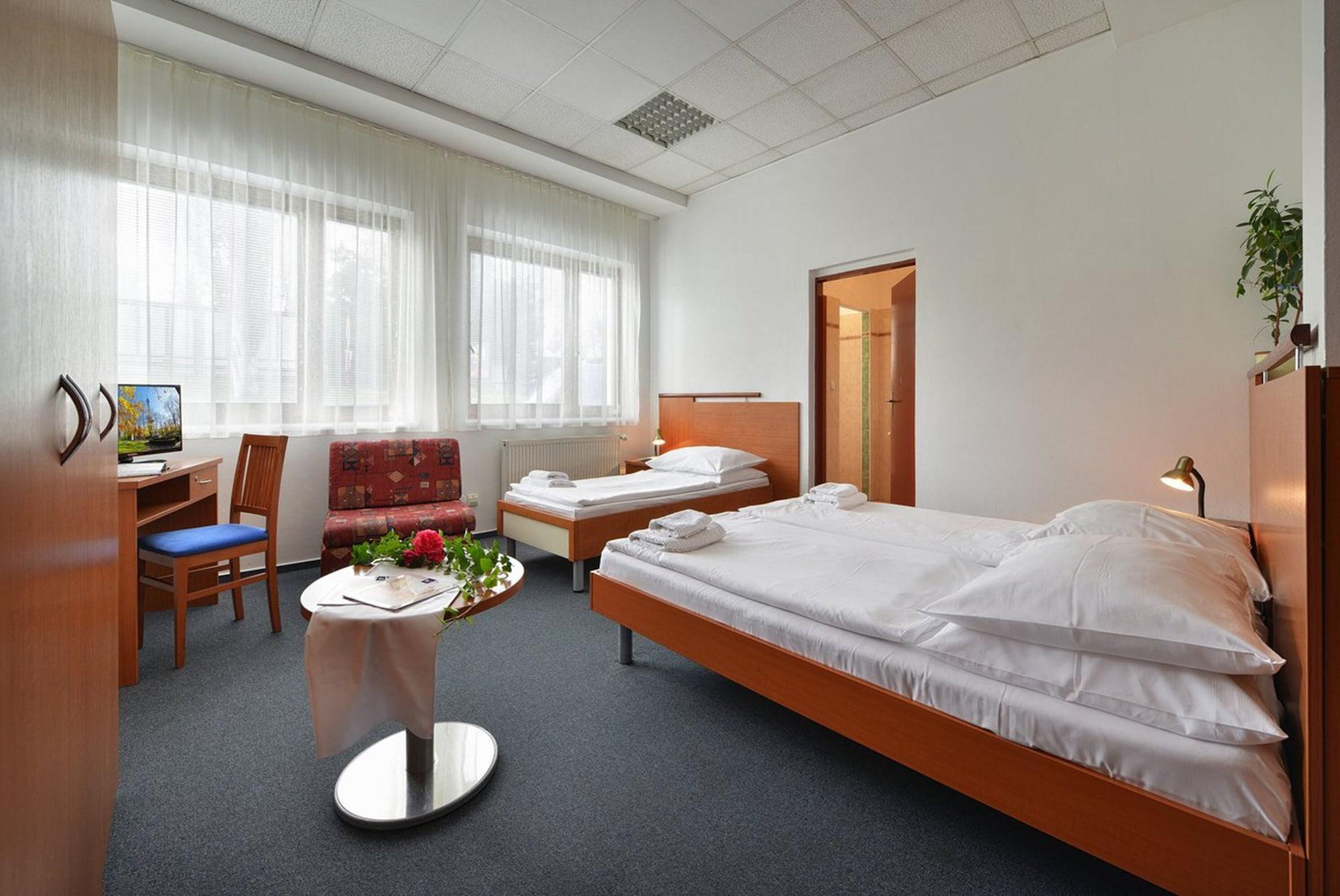 Ea Populus Otel 3*