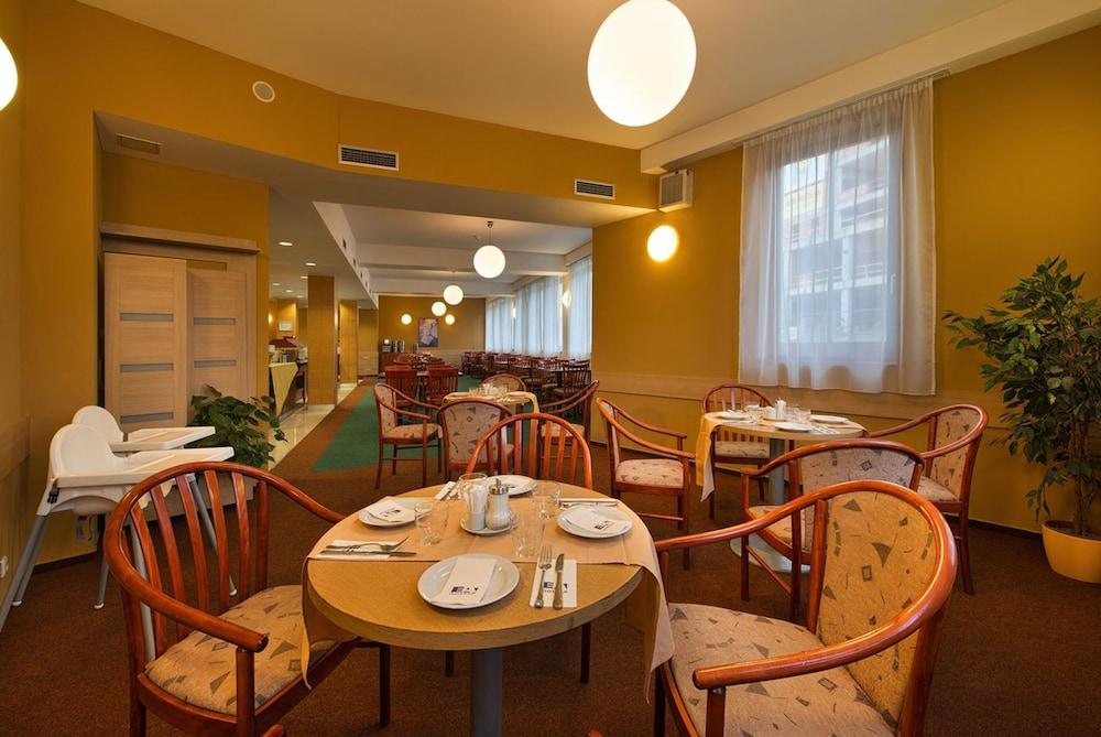 Ea Populus Hotel Prag