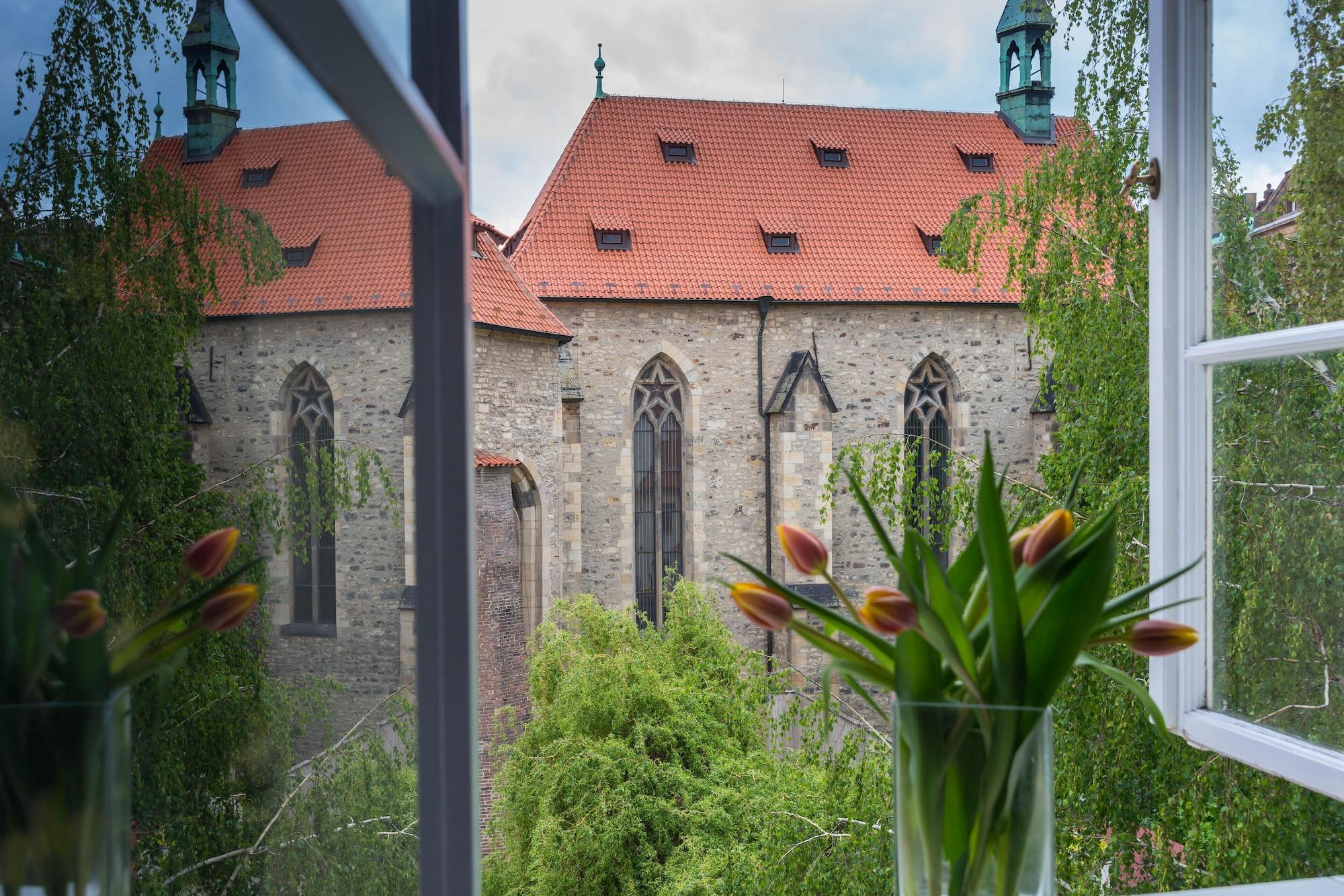 Monastery Garden Hotel 4*
