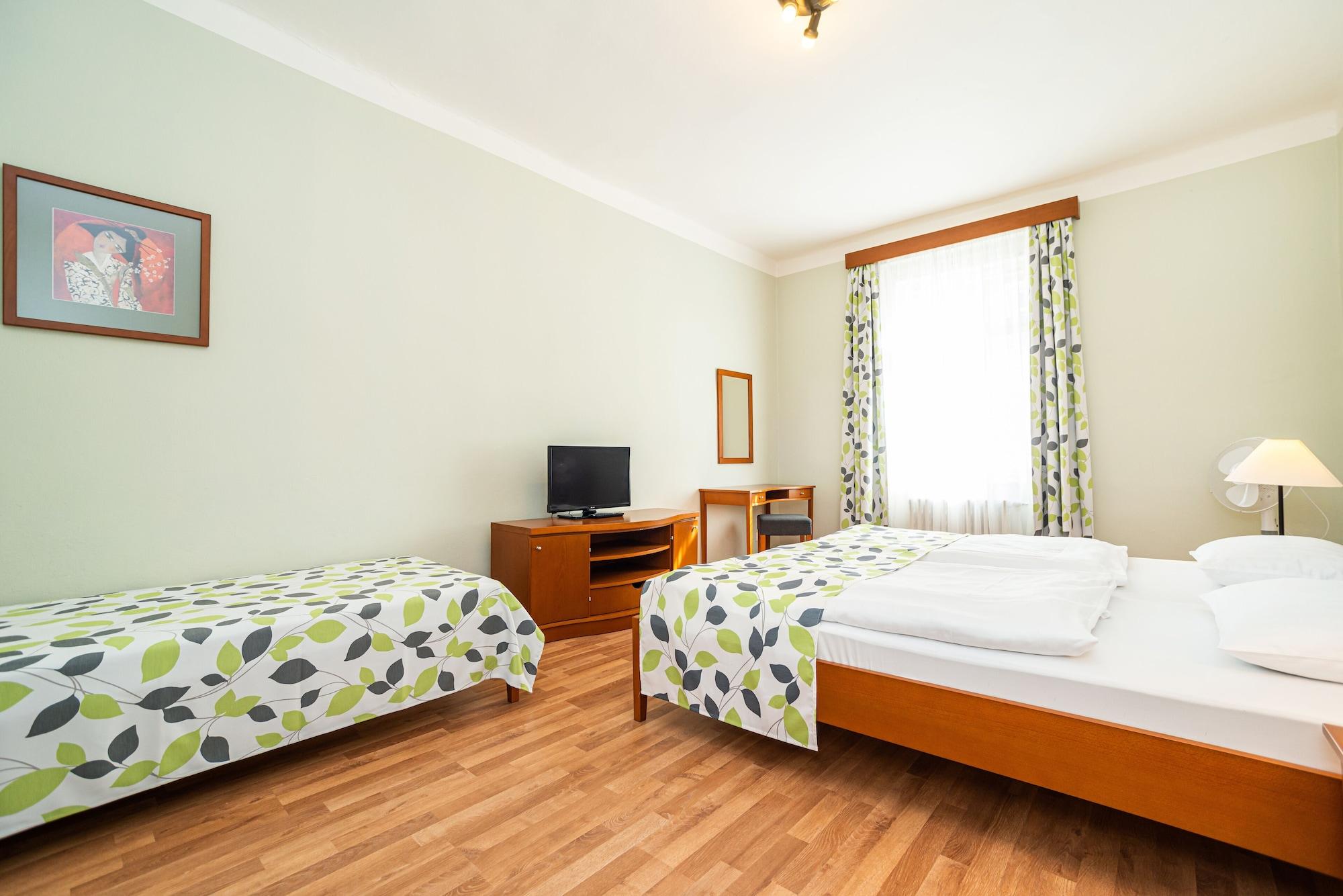 Orion Aparthotel 4*