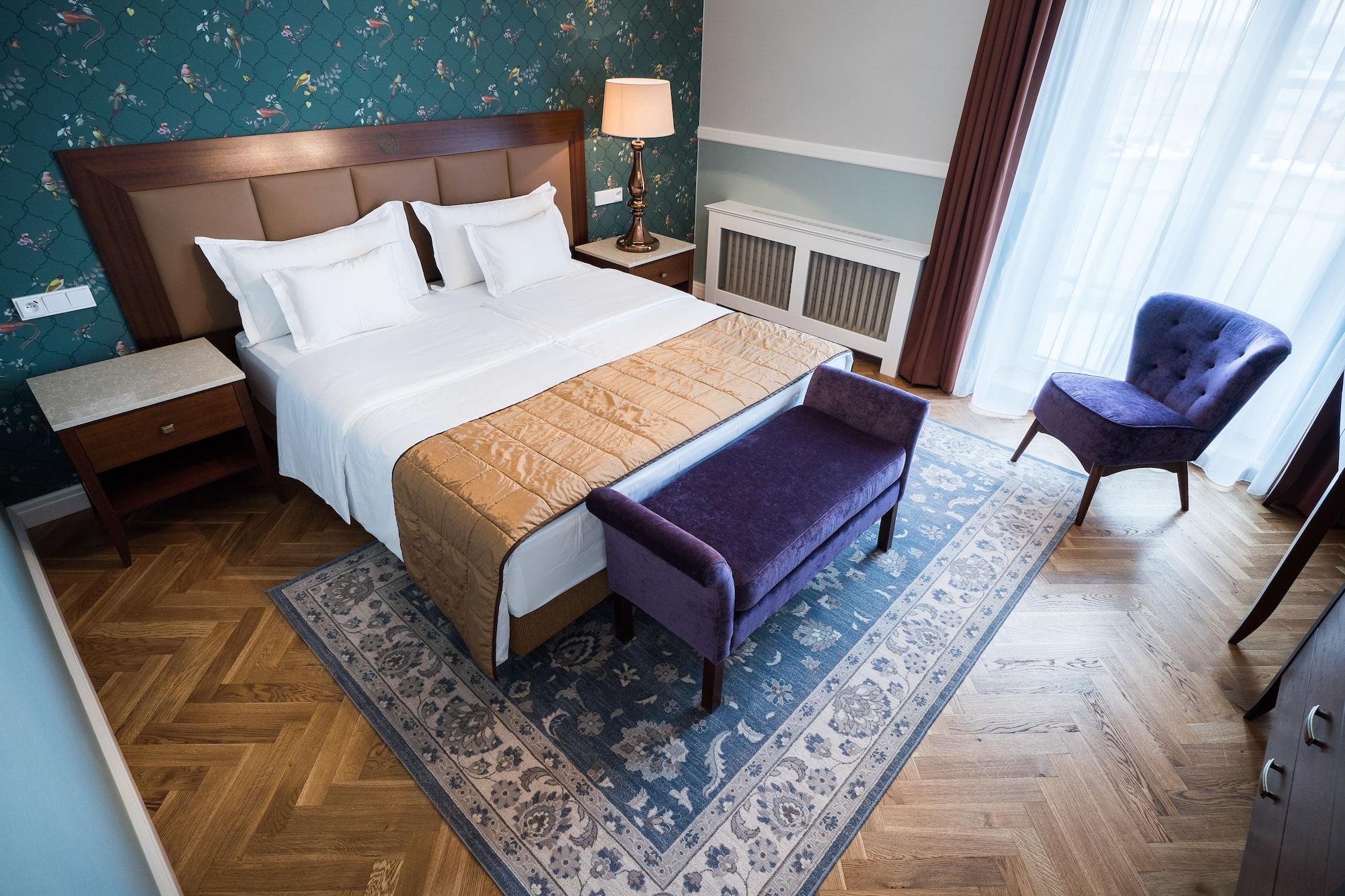 Esplanade Hotel