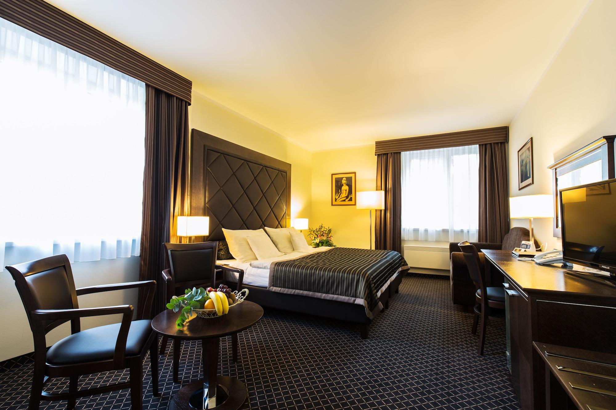 Hotel Selsky Dvur - Bohemian Village Courtyard Prague