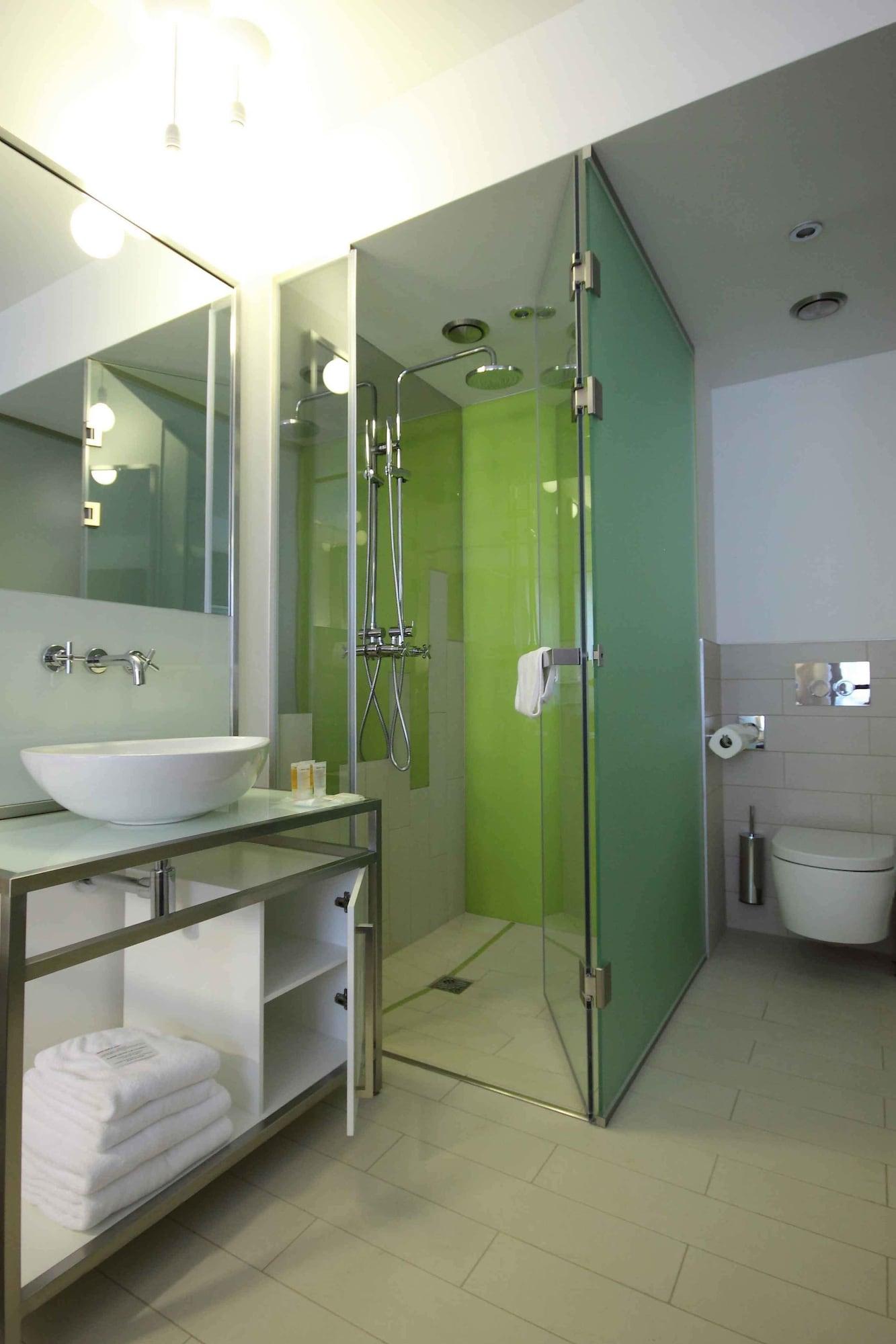 Pure White Hotel 4*