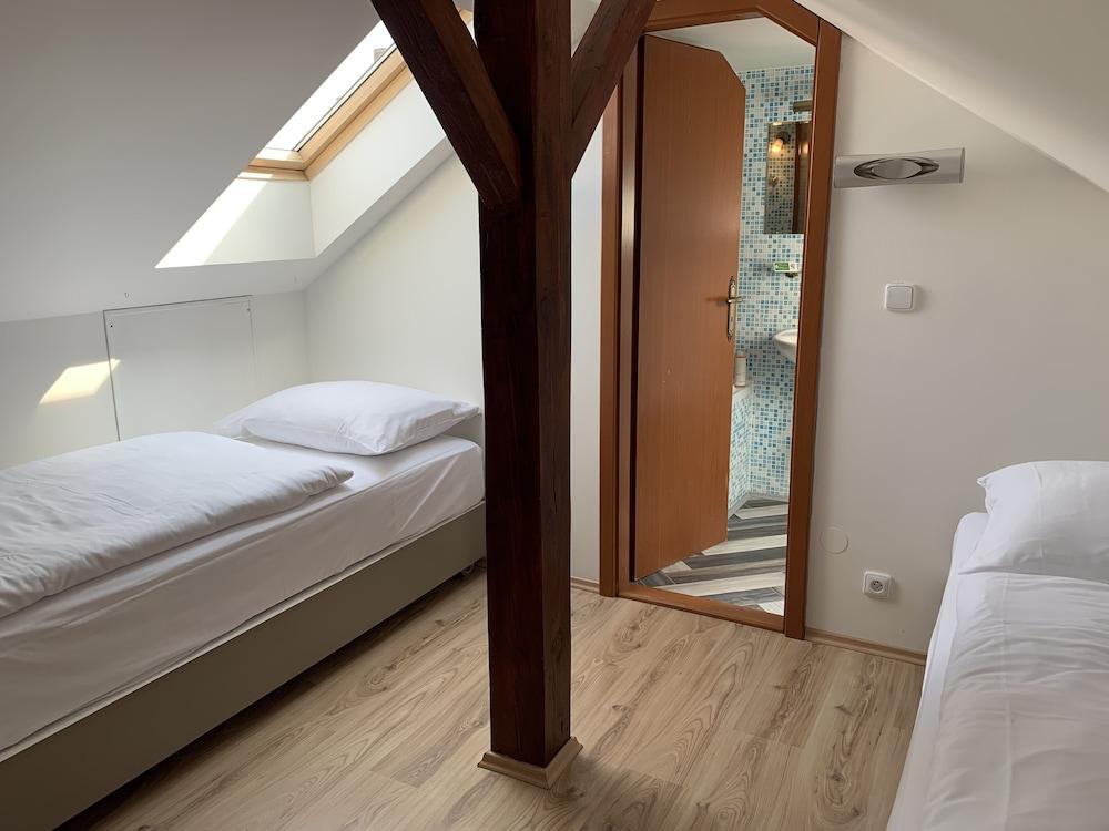 Otel King Charles Boutique 4*