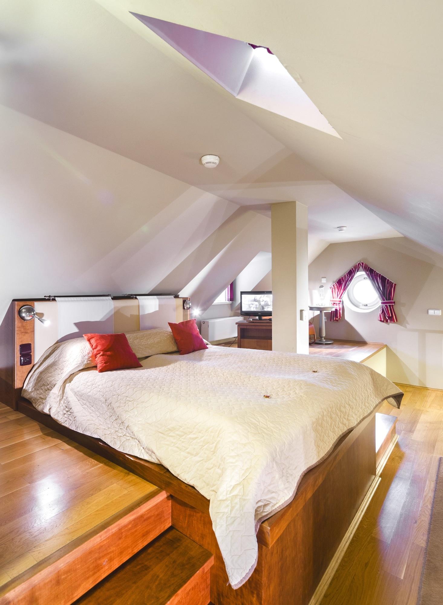 Hotel The Golden Wheel Prague