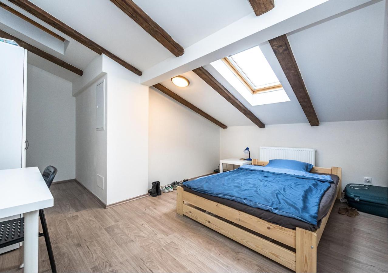 Apartment Legerova *