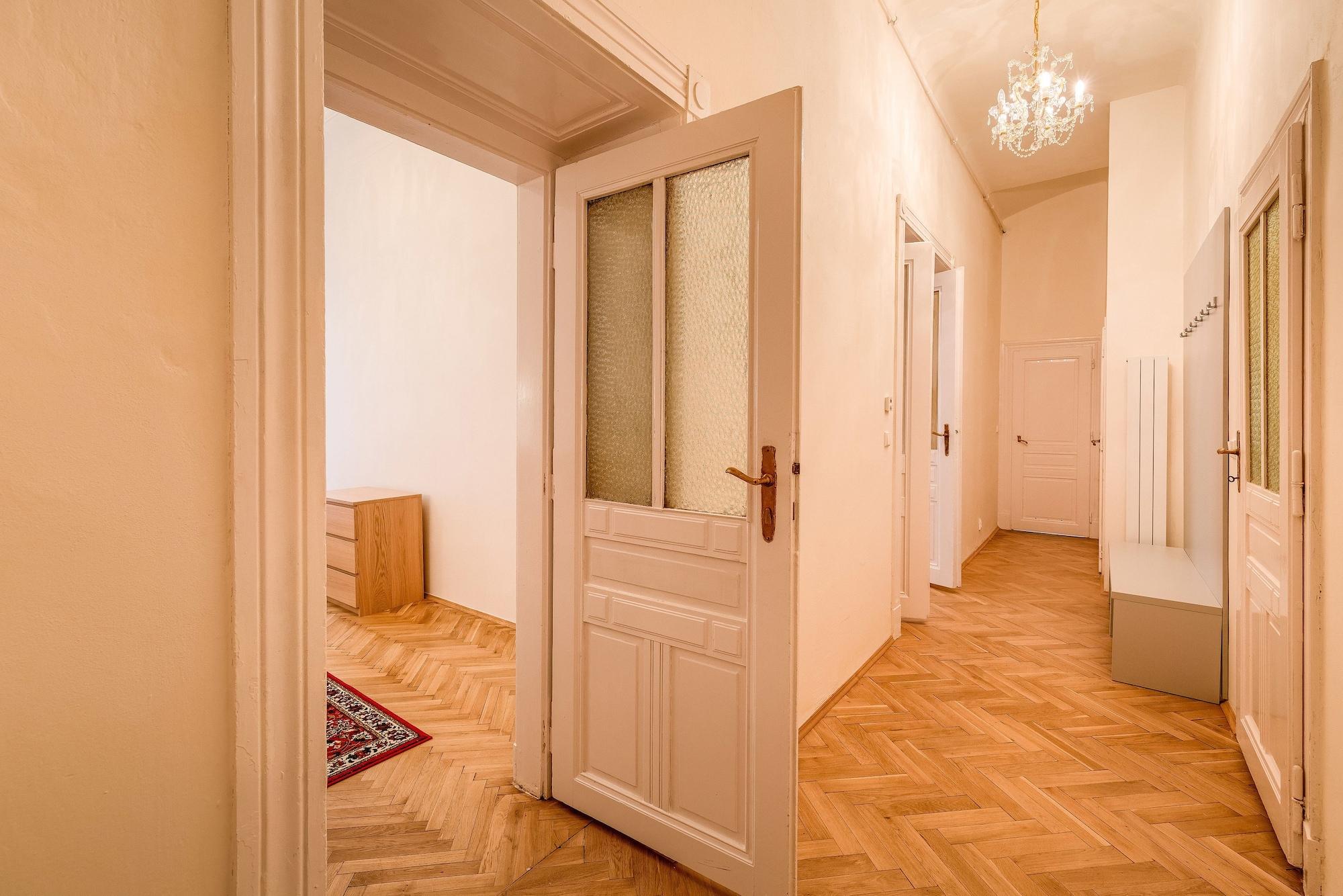Apartment 39 Wenceslas Square *