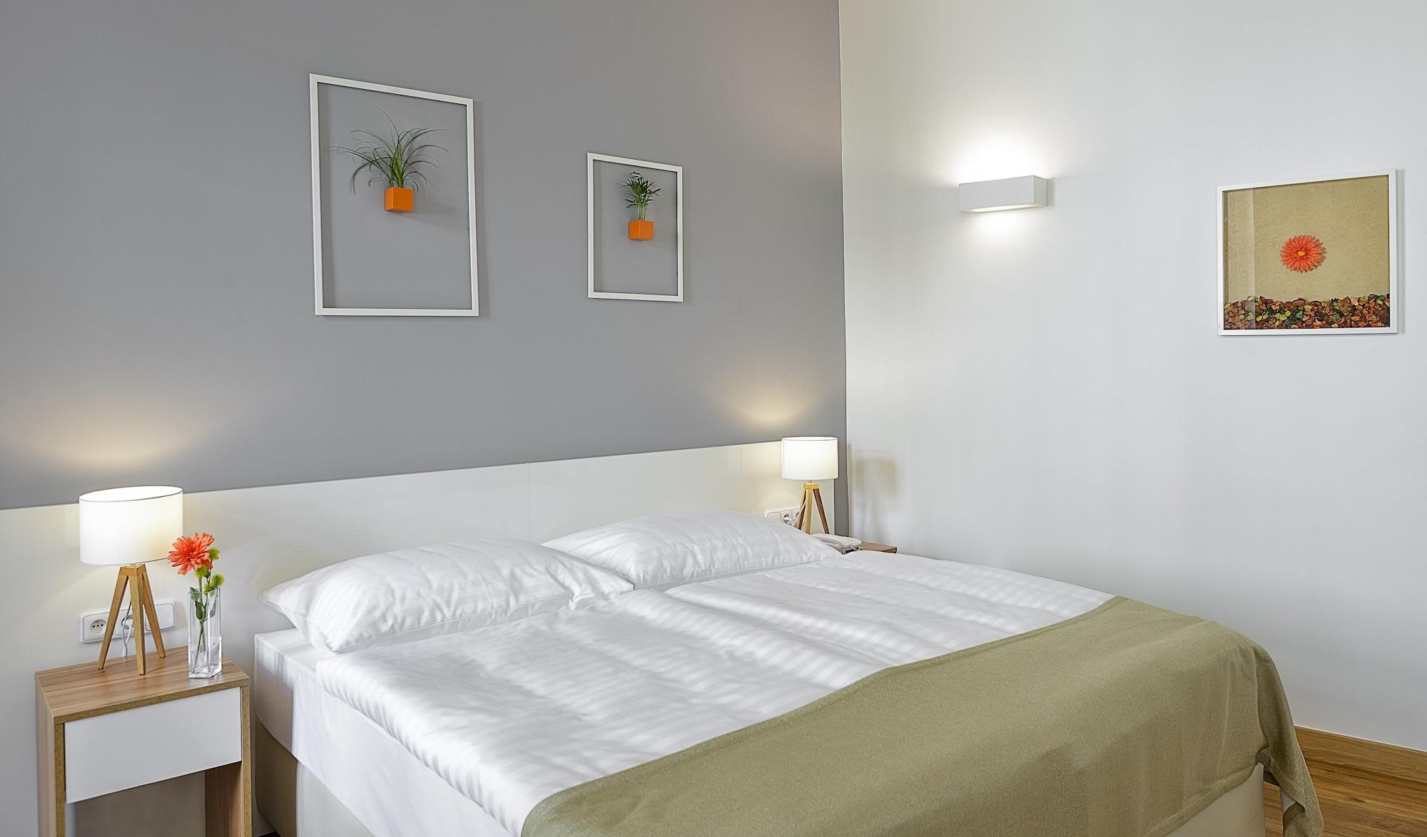 Garden Court 4* Prague