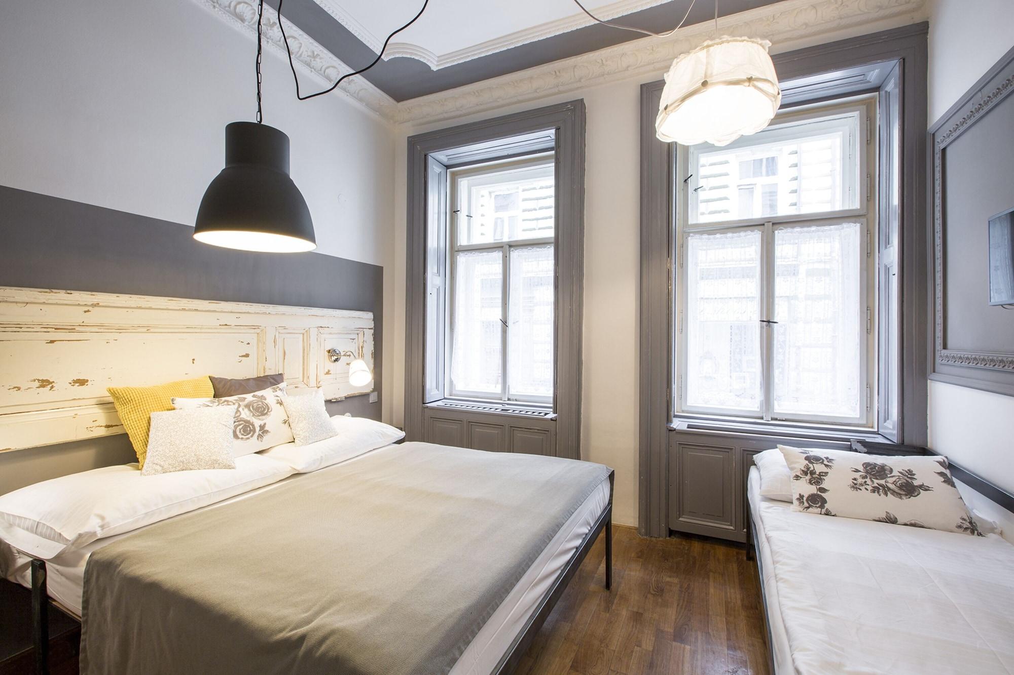 Miss Sophie's New Town & Wellness Otel