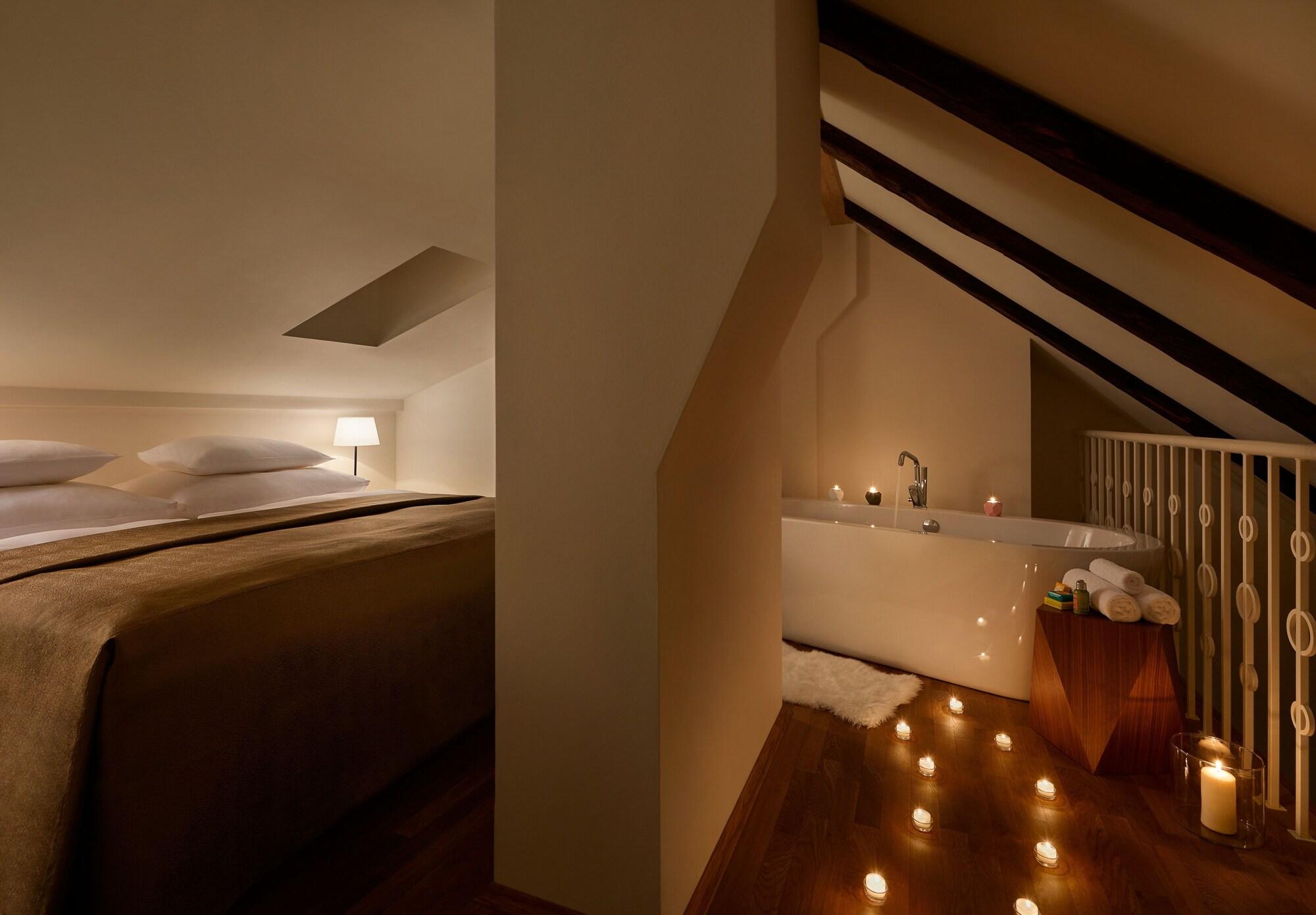 Aparthotel Vocelova 4*