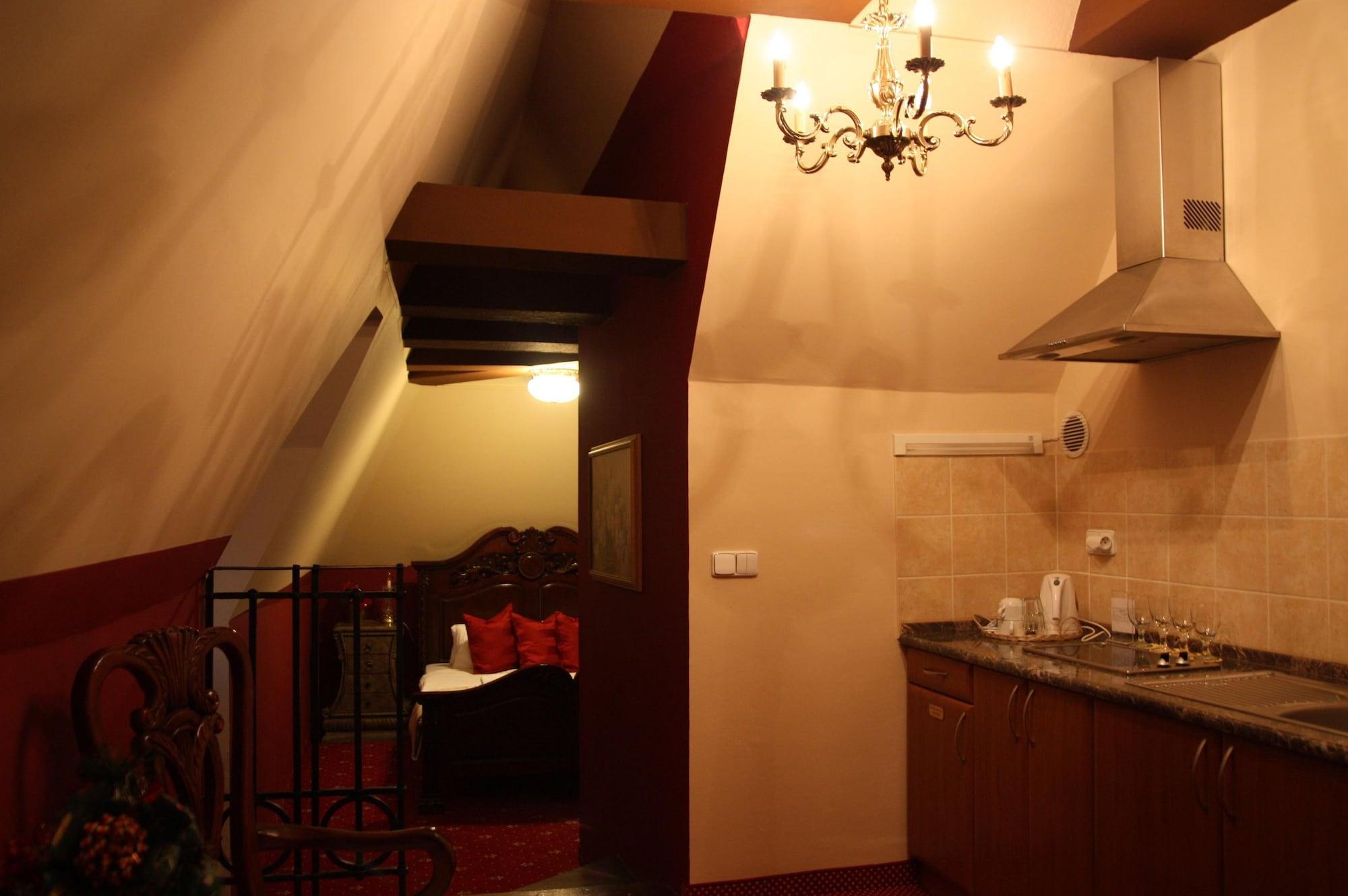 Otel Golden Age Prag