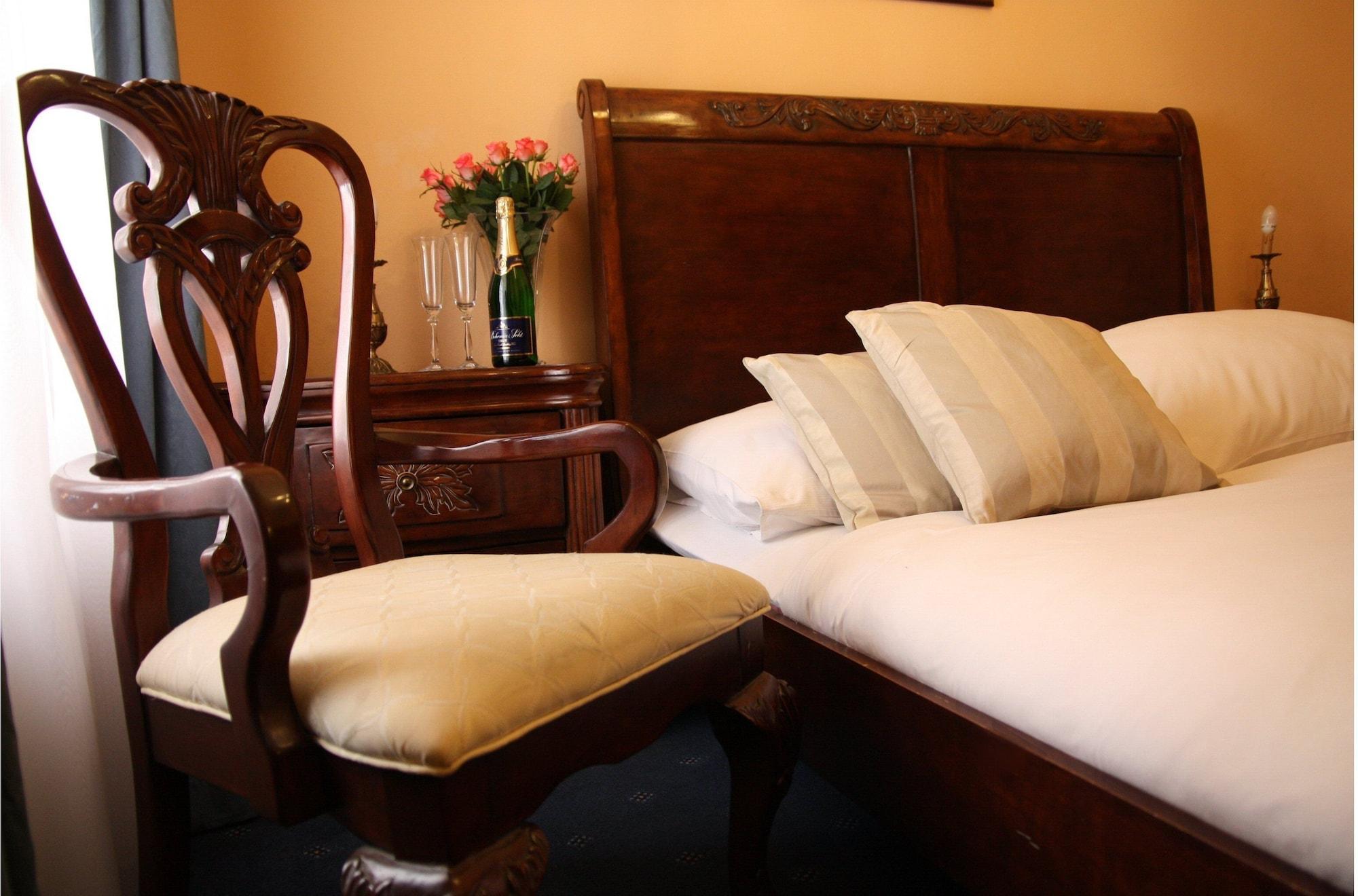 Otel Golden Age
