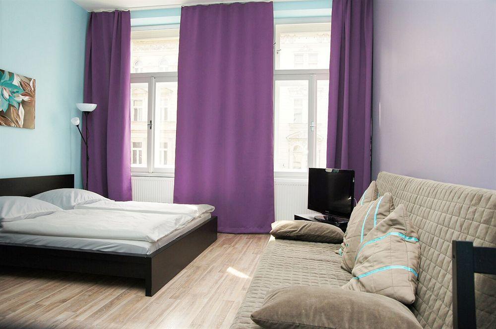 Hotel Royal Court Legerova Prague