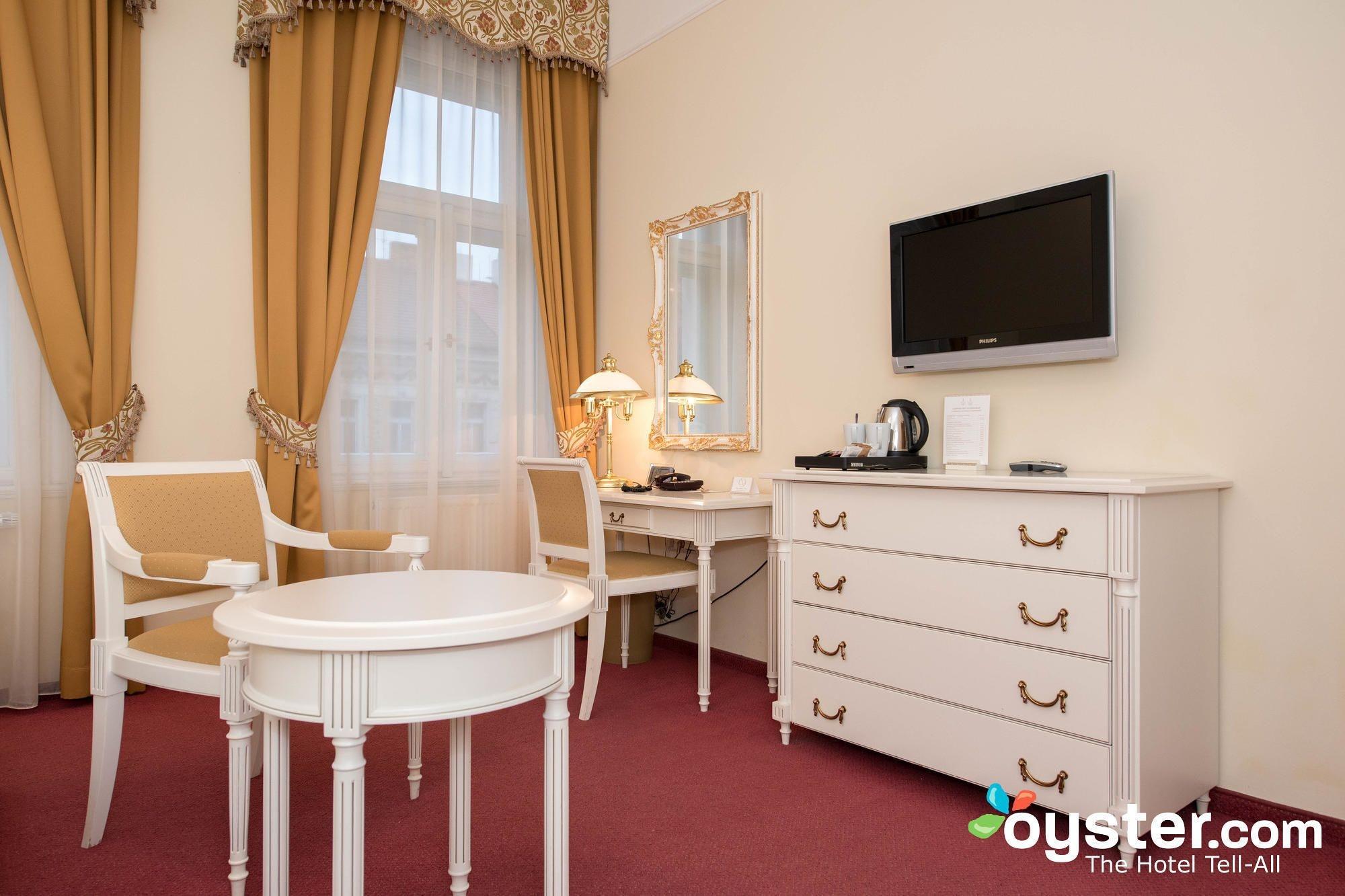 Alqush Downtown 4* Prague
