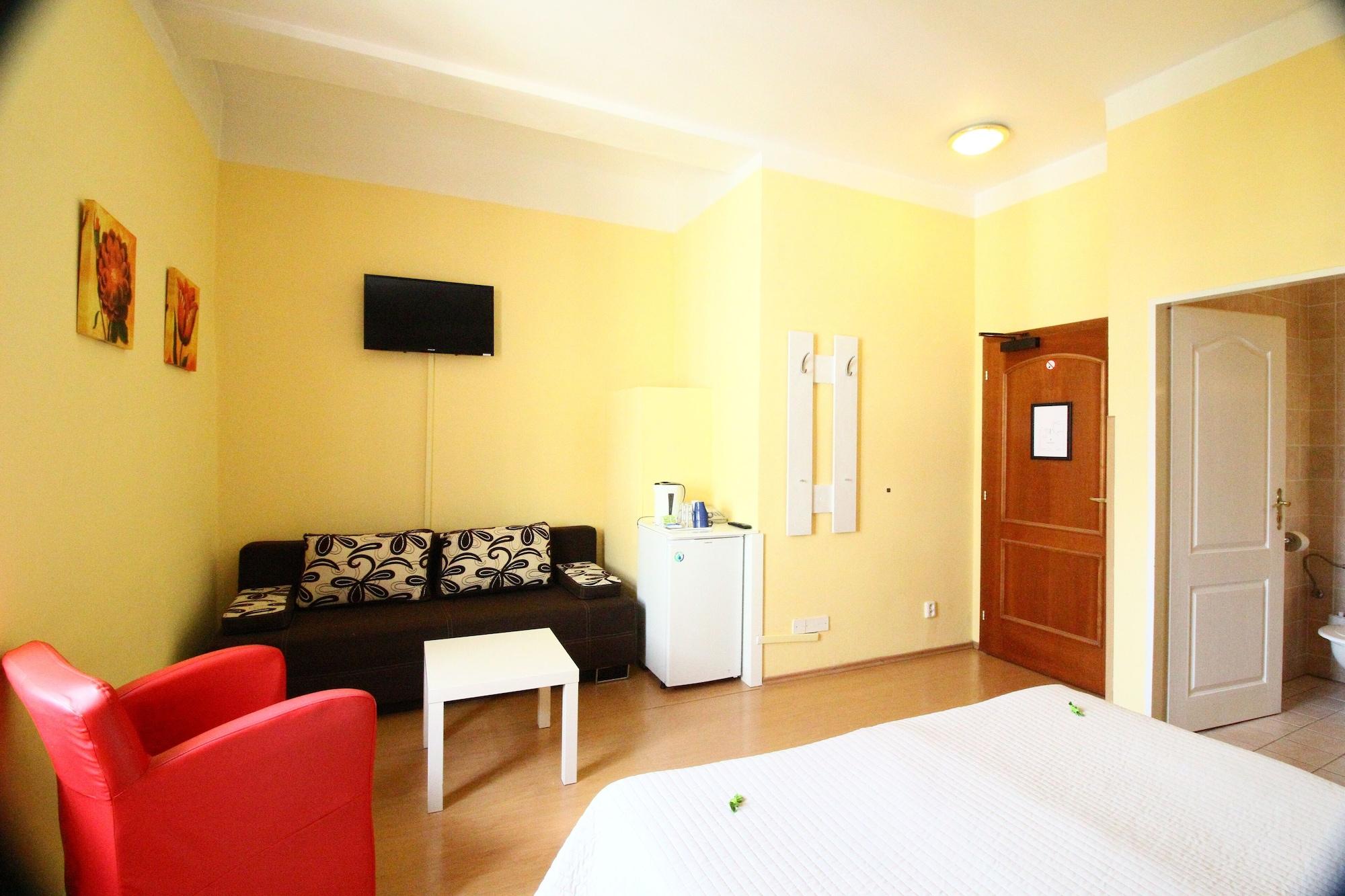 Lounge Crown 3* Prag