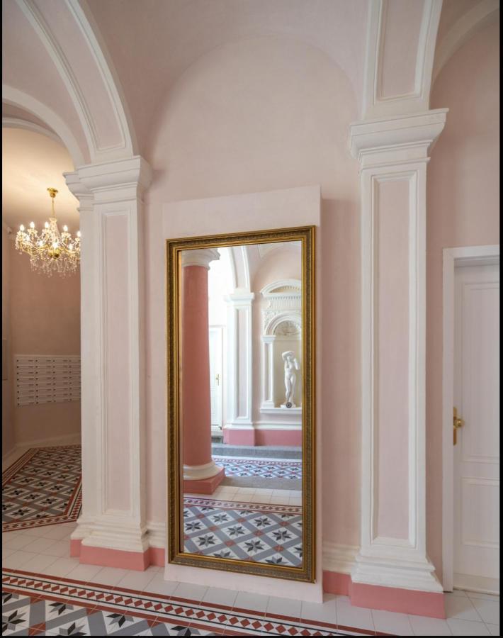 Angelo Roma Apartment Prag