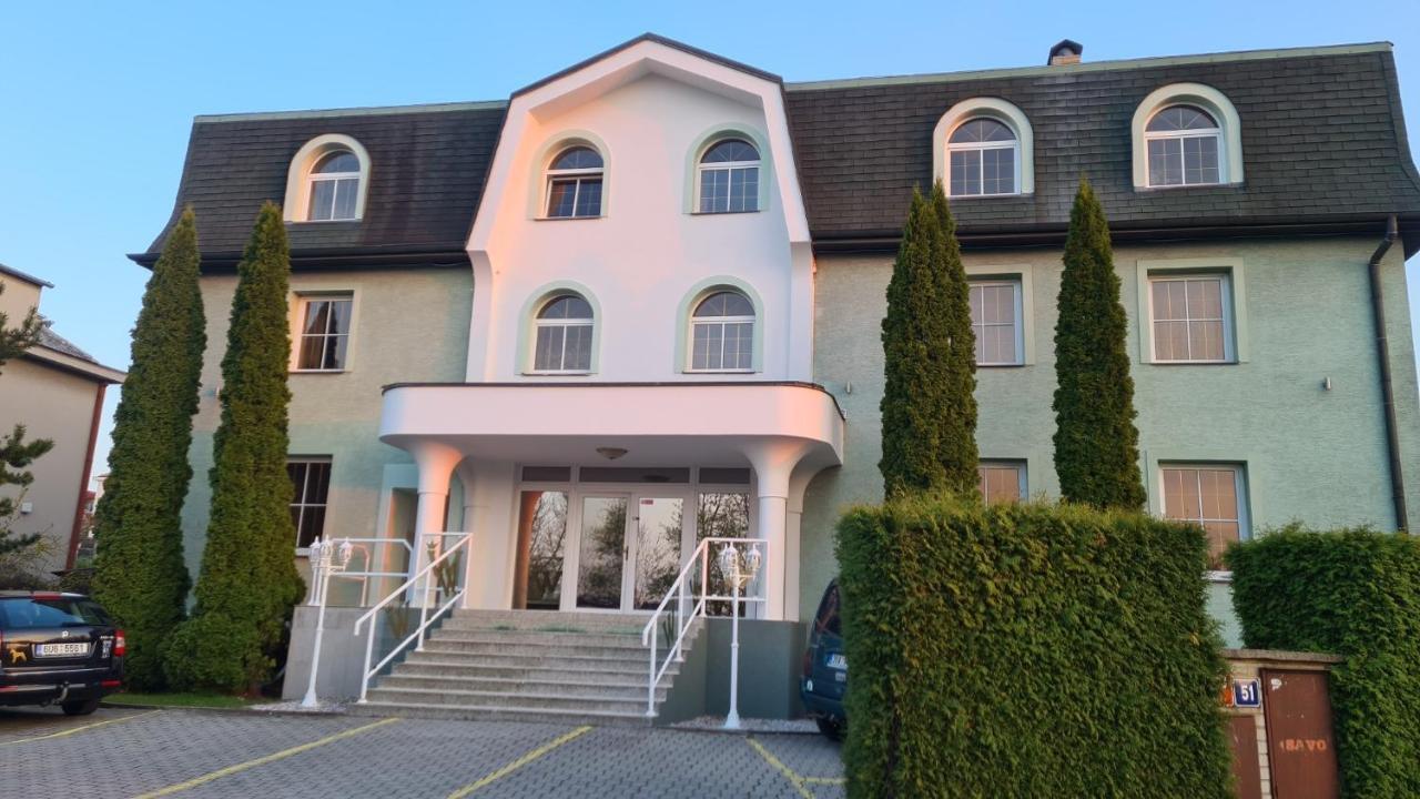 Bila Hora Guest house Prague