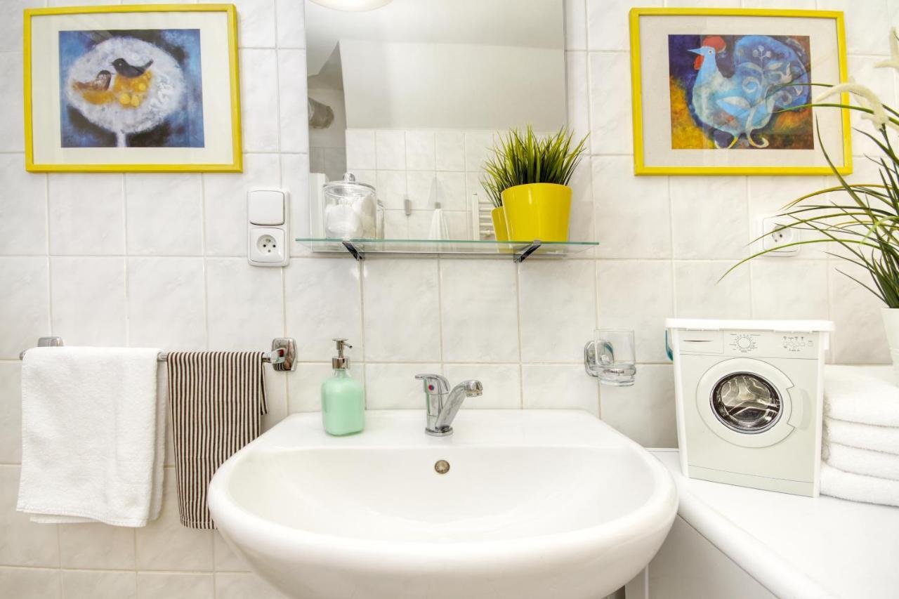 Charming Old Town By Michal&friends Apartment *