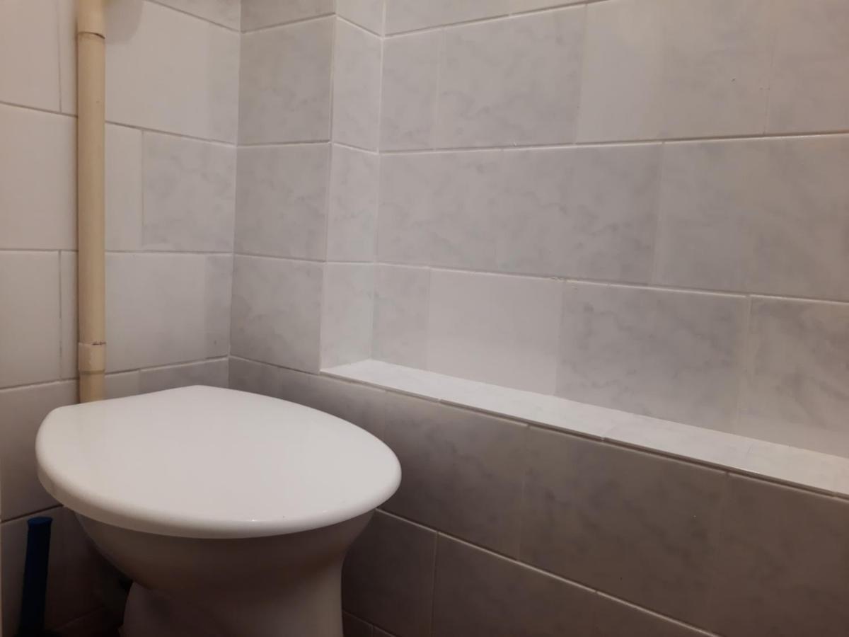 Pansiyon Downtown Minimalistic In Flatshare *