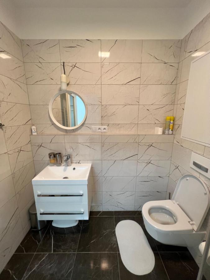 Apartment The Dante - Family With Free Parking Prague