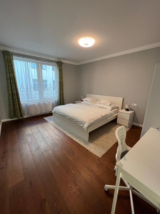 The Dante - Family With Free Parking * Prague