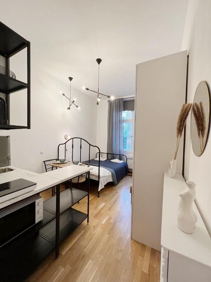 Tyrsova Design Apartment