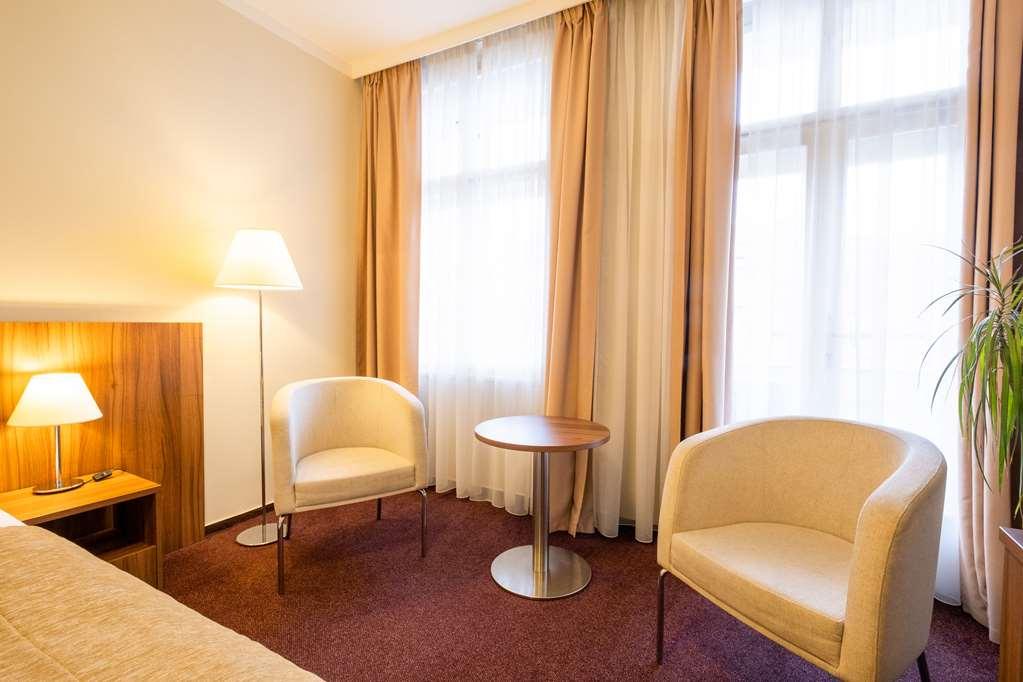 Clarion Old Town Hotel