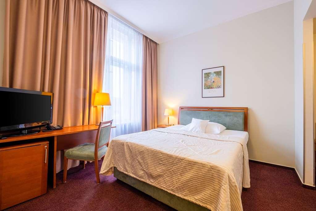 Clarion Old Town Hotel