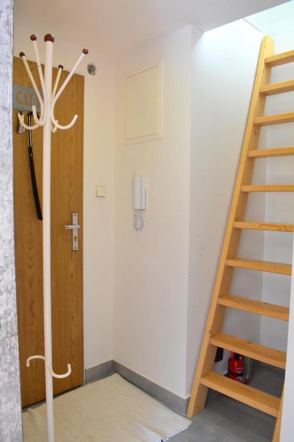 Apartment New Rooftop With Private Wellness, Sauna & Whirlpool Bath