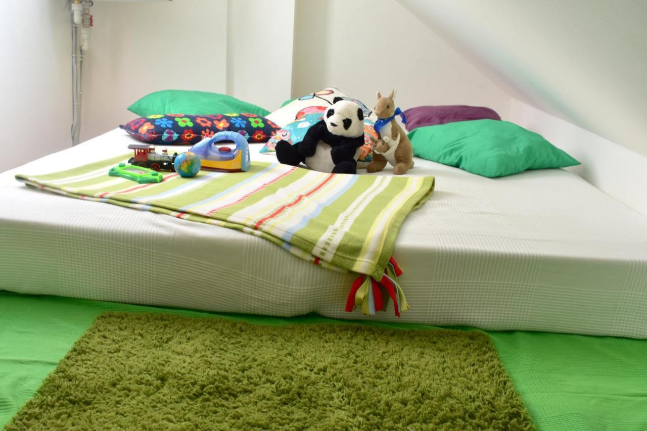Apartment New Rooftop With Private Wellness, Sauna & Whirlpool Bath Prag