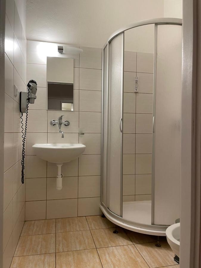Otel Gallery Sis 3*